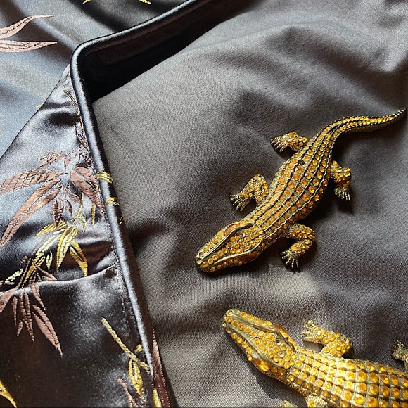 Suite 109 Bamboo Brocade king pillowcases ~ NWOT - Picture 10 of 14